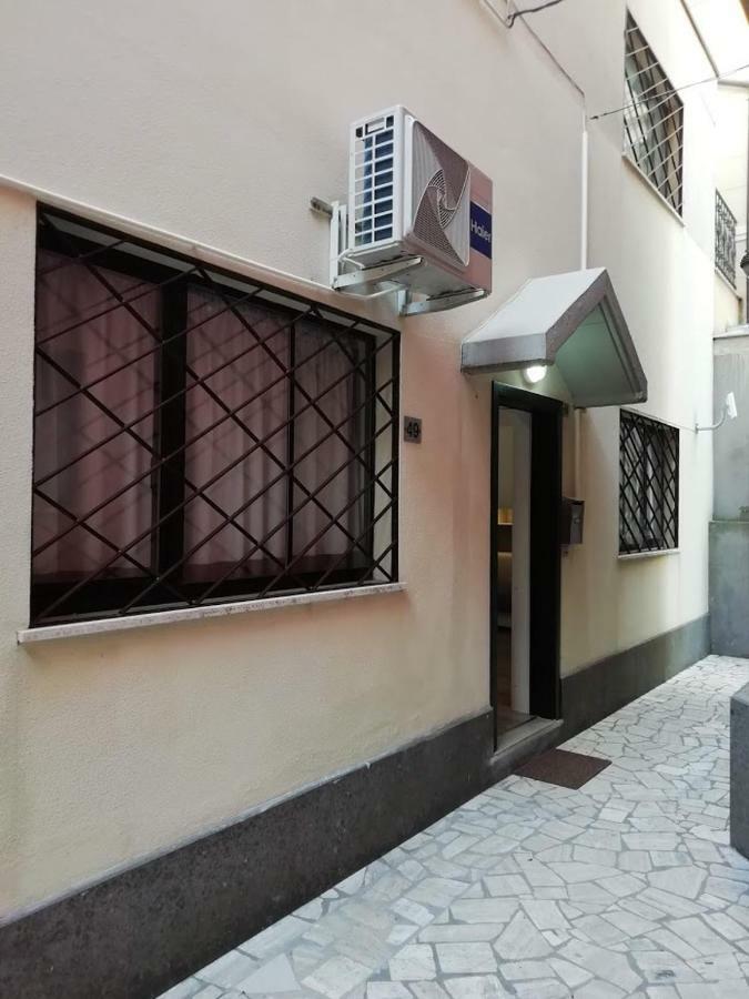 Indipendent Mini Apartment Pescara Centro Esterno foto